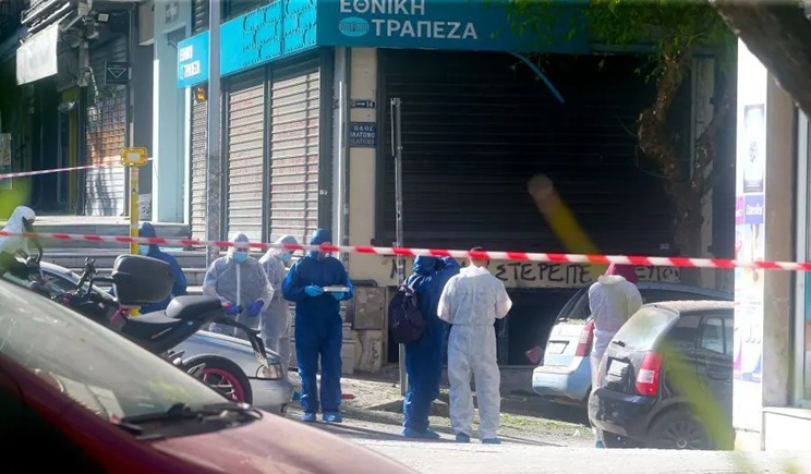 Από τα Λαδάδικα στην Αγίου Δημητρίου: Η πορεία της βόμβας πριν σκάσει στα χέρια της 38χρονης (βίντεο)