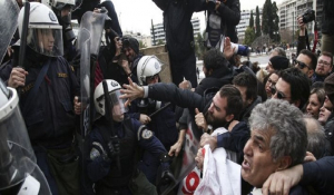Λ. Σ. Πάρου: Η κυβέρνηση  ΣΥΡΙΖΑ - ΑΝΕΛ  απέναντι στα δίκαια αιτήματα των εκπαιδευτικών απάντησε με καταστολή και αυταρχισμό
