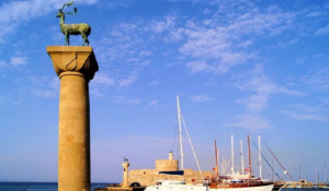 «Έχουμε κάνει το δρομολόγιο Κολονία - Ρόδος ένα… καφέ δρόμο»: Το ζευγάρι Γερμανών που λάτρεψε την Ελλάδα σαν δεύτερη πατρίδα