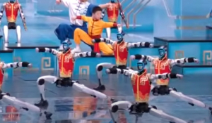 Εντυπωσιακό σόου στο gala της κινεζικής Πρωτοχρονιάς, ανθρωποειδή ρομπότ χορεύουν και κάνουν… κουνγκ φου - Δείτε βίντεο