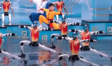 Εντυπωσιακό σόου στο gala της κινεζικής Πρωτοχρονιάς, ανθρωποειδή ρομπότ χορεύουν και κάνουν… κουνγκ φου - Δείτε βίντεο