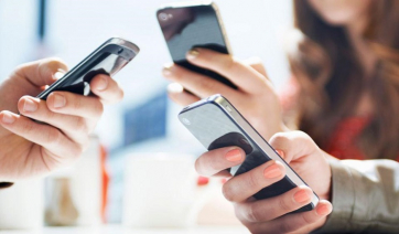 Η παγκόσμια αγορά smartphone συρρικνώνεται - Ποιοι είναι πρώτοι στην Ευρώπη;