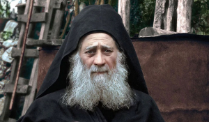 Άγιος της Ορθόδοξης Εκκλησίας μας, 60 χρόνια μετά την κοίμησή του, ο γεννημένος στην Πάρο αγιορείτης Όσιος Ιωσήφ ο Ησυχαστής