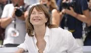 Έφυγε από τη ζωή η Jane Birkin – Είχε τραγουδήσει το «Je t΄aime» το αισθησιακότερο τραγούδι όλων των εποχών!