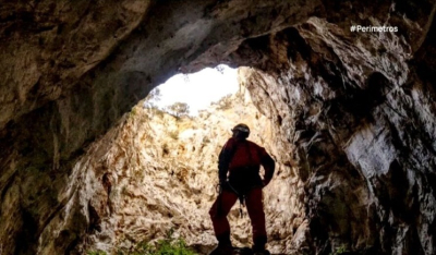 Εξερεύνηση των εντυπωσιακών σπηλαίων της Αμοργού