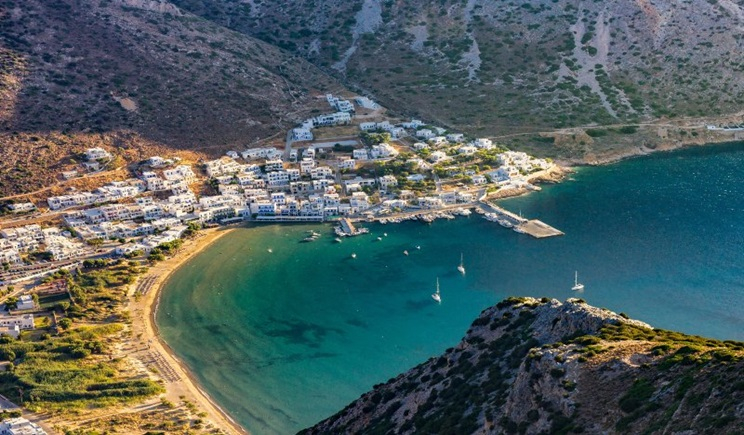 Απαγόρευση απόπλου Δ/Ξ – Ο/Γ πλοίου στη Σίφνο