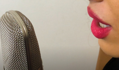 Συγκλονίζει το νέο αισθαντικό τραγούδι της Μαρίας Αναματερού με στίχους για την πανδημία… (Βίντεο)