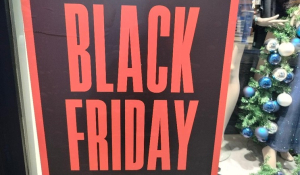 Black Friday 2025: Ευκαιρίες, παγίδες και ο «χρυσός κανόνας» των έξυπνων αγορών