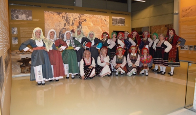 Νέος κύκλος μαθημάτων παραδοσιακών χορών για ενήλικες στο Μουσείο Μαρμαροτεχνίας