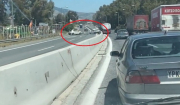 Σοκ στον Σκαραμαγκά : Αυτοκίνητο πήγαινε ανάποδα στη Λ. Αθηνών και τράκαρε