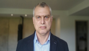 Ζαφειρόπουλος: Μπαίνουμε σε πανδημία μεταλλάξεων με νέα πιο αυστηρά μέτρα
