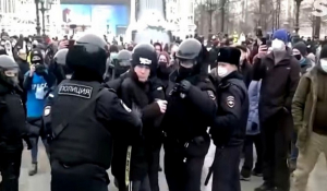 Ρωσία-Ναβάλνι: Περισσότεροι από 3.300 οι διαδηλωτές που συνελήφθησαν -Στην εντατική μια διαδηλώτρια
