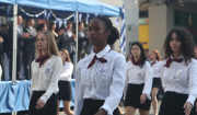 Θεσσαλονίκη: Ξεχώρισε στην παρέλαση η μαθήτρια με καταγωγή από την Κένυα - «Είμαι υπερήφανη για την πατρίδα μου»