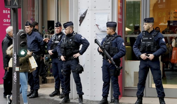 Γαλλία: Διώξεις σε τέσσερις υπόπτους για κατασκοπεία υπέρ της Κίνας - Πώς έγιναν αντιληπτοί (βίντεο)