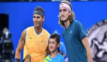 Australian Open: «Λύγισε» ο Τσιτσιπάς (3-0) απέναντι στον ανίκητο Ναδάλ