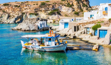 Η Κίμωλος δείχνει να «κερδίζει πρώτη» το στοίχημα της επιμήκυνσης της σεζόν