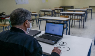 Καθολικά η τηλεκπαίδευση από αύριο στα σχολεία της χώρας -Ποια εξαιρούνται