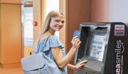 H ATTICA GROUP με τα Seasmiles Kiosks, εφαρμόζει πρωτοποριακή τεχνολογία για το πρόγραμμα πιστότητας Seasmiles