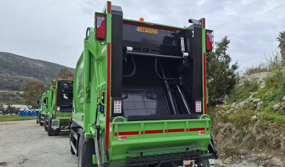 Υπογραφή σύμβασης για την αποκομιδή απορριμμάτων οικισμών στον Δήμο Πάρου