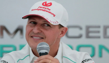 Έγινε το θαύμα – Ο θρύλος της Φόρμουλα 1 Μίκαελ Σουμάχερ σηκώθηκε από το κρεβάτι μετά από 12 χρόνια