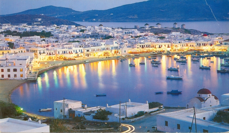 Συνελήφθη 28χρονος στη Μύκονο για revenge porn -Ανέβασε υλικό με πρώην σύντροφό του, όταν ήταν ανήλικη