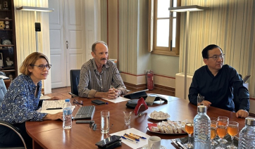 Επίσκεψη του Πρέσβη της Λαϊκής Δημοκρατίας της Κίνας στην Ελλάδα στο Επιμελητήριο Κυκλάδων