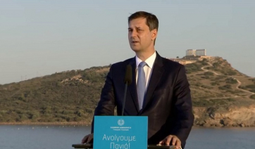 Με πέντε «ζώνες άμυνας» ανοίγει από αύριο ο ελληνικός τουρισμός