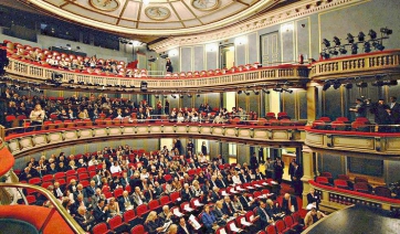Πρωτοβουλίες φορέων στο πνεύμα της εποχής