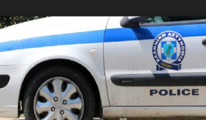 «Ξηλώθηκε» ο διοικητής του ΑΤ στους Αγίους Αναργύρους - Ποινικές ευθύνες στον αστυνομικό της Άμεσης Δράσης