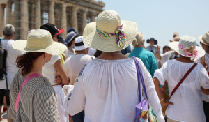 Απογειώνεται ο ελληνικός τουρισμός: Εκρηκτική άνοδος εσόδων και αφίξεων - Η Ελλάδα στους μεγάλους κερδισμένους