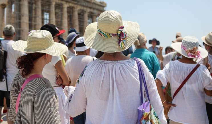 Απογειώνεται ο ελληνικός τουρισμός: Εκρηκτική άνοδος εσόδων και αφίξεων - Η Ελλάδα στους μεγάλους κερδισμένους