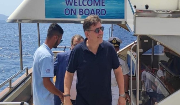 Επίσκεψη του Υπουργού Ναυτιλίας και Νησιωτικής Πολιτικής Μιλτιάδη Βαρβιτσιώτη στην Σαντορίνη