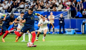 Η Γαλλία λύγισε με 1-0 τη σθεναρή αντίσταση της Ελλάδας στο Παρίσι