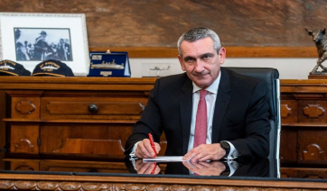 Δημοπρατείται από την Περιφέρεια η τριετής συντήρηση του επαρχιακού οδικού δικτύου σε Θήρα, Θηρασιά, Ίο, Φολέγανδρο και Ανάφη, με προϋπολογισμό 3,55 εκατ. ευρώ