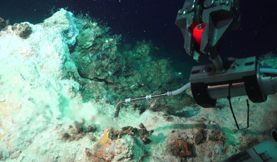 Επιστήμονες ανακάλυψαν ένα τεράστιο υδροθερμικό πεδίο κοντά στη Μήλο – «Έχουμε μείνει άφωνοι»