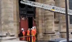 Παρίσι: Κατασβέσθηκε η πυρκαγιά στο ναό του Αγίου Σουλπικίου