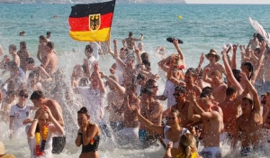 Πάνω από 4 εκ. Γερμανοί τουρίστες φέτος στην Ελλάδα