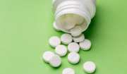 Κωδεΐνη με ιβουπροφαίνη: Προειδοποίηση ΕΟΦ για σοβαρές βλάβες σε νεφρά και γαστρεντερικό