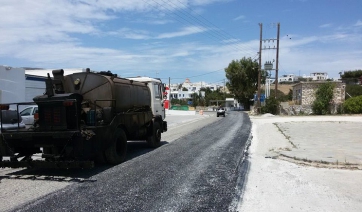 Συντήρηση οδικού δικτύου Νήσου Πάρου »  με Π/Υ δαπάνης 70.000 €.