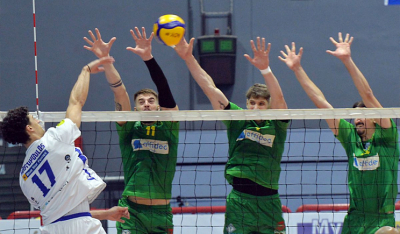 Volley League Ανδρών: Χωρίς σετ και βαθμό έφυγε και από την Καλαμάτα ο Φοίνικας Σύρου