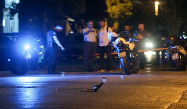 Νύχτα θρίλερ στην Αθήνα: Δύο νεκροί και τρεις τραυματίες στα Κάτω Πατήσια - Βίντεο από την ώρα των πυροβολισμών