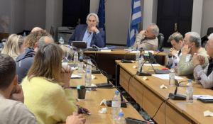Δήμος Τήνου : Σύσκεψη εργασίας για το έργο «Αποκατάσταση ζημιών στον προσήνεμο μώλο στο «Έξω Λιμάνι» Λιμένα Τήνου»