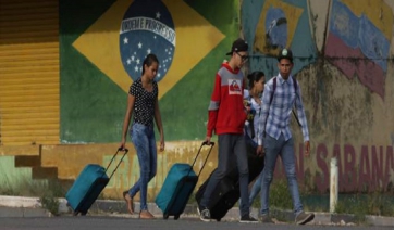 Μαζική έξοδος από τη Βενεζουέλα: «Σφράγισαν» προσωρινά τα σύνορα στη Βραζιλία
