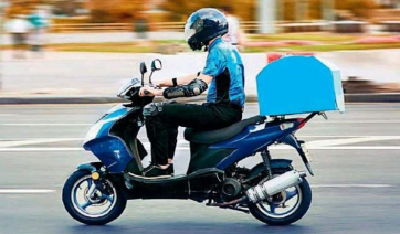 Έρχονται αλλαγές στον ΚΟΚ για τα δίκυκλα και τους διανομείς