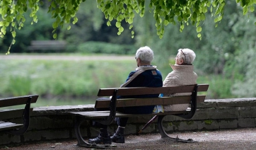 Eurostat: Σε Ιταλία και Ελλάδα τα υψηλότερα ποσοστά ηλικιωμένων