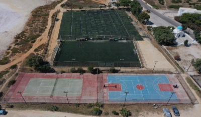 Δήμος Πάρου: Υπογραφή Δημόσιας Σύμβασης για την Προμήθεια τάπητα γηπέδου ποδοσφαίρου Αλυκής