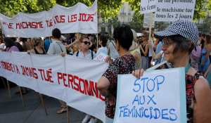Στους δρόμους οι Γαλλίδες -Διαδήλωση για τις εκατοντάδες δολοφονίες γυναικών