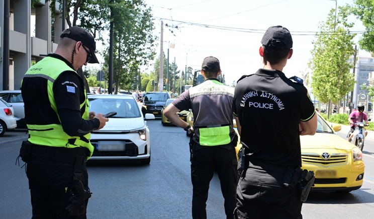 Νέος Κ.Ο.Κ.: Πάνω από -800- παραβάσεις βεβαιώθηκαν την 30η εβδομάδα της εκστρατείας «Μηδενική ανοχή στη μη χρήση κράνους»