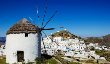 Σύλληψη (2) αλλοδαπών για παραβάσεις σε   κατάστημα στην Ίο