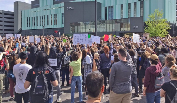 Υπόθεση Τζορτζ Φλόιντ: Νεκρός 19χρονος από πυροβολισμούς στο Ντιτρόιτ